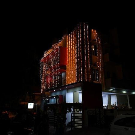 Varsha Enclave- Trinity House Aparthotel Mysore Exterior photo
